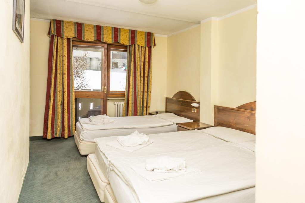Oulx Hotel La Terrazza מראה חיצוני תמונה