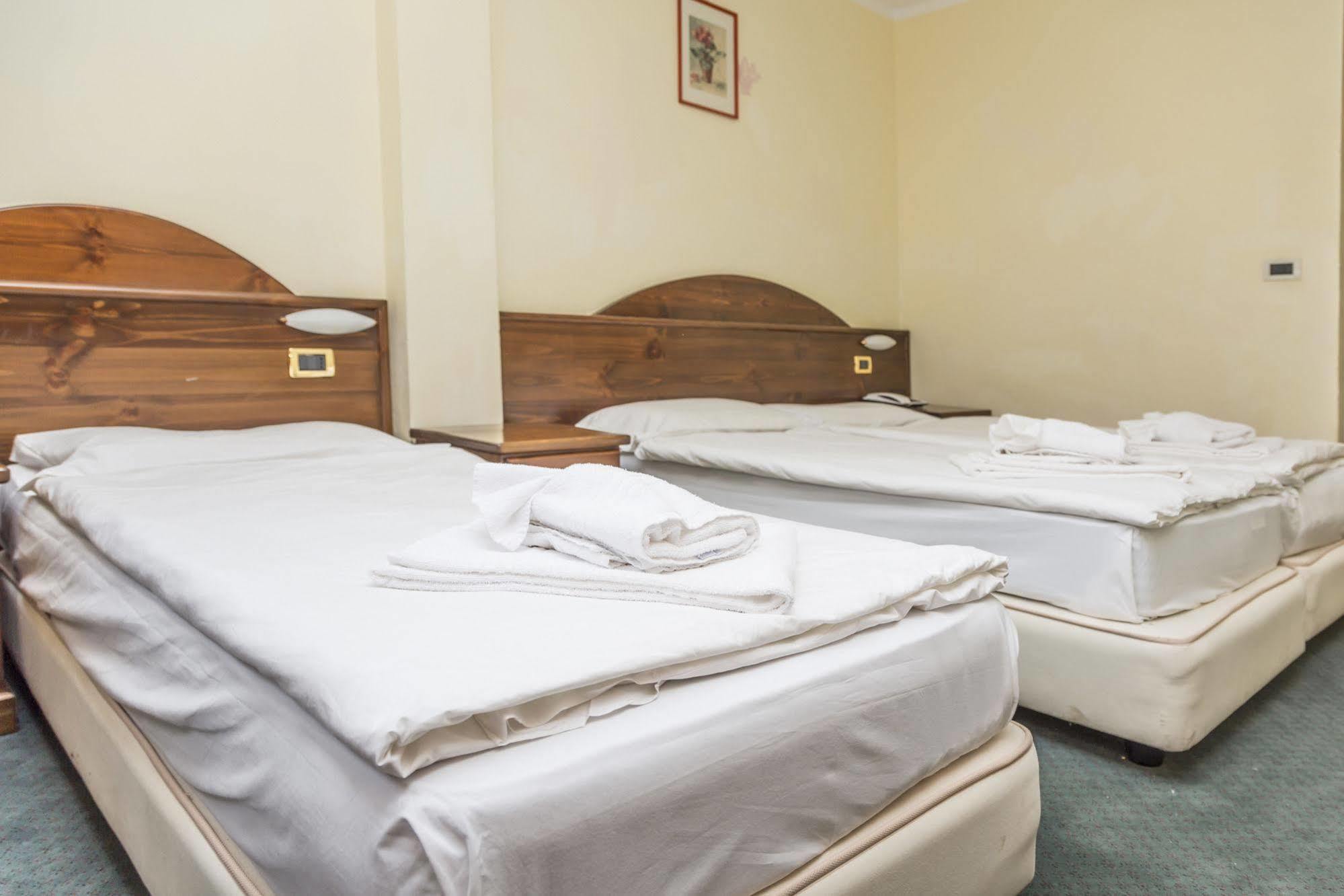 Oulx Hotel La Terrazza מראה חיצוני תמונה