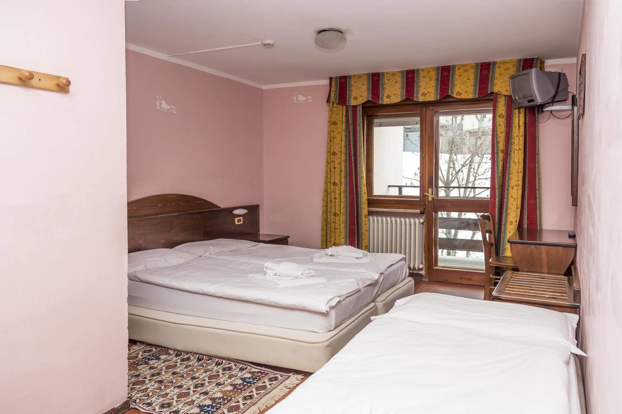 Oulx Hotel La Terrazza מראה חיצוני תמונה